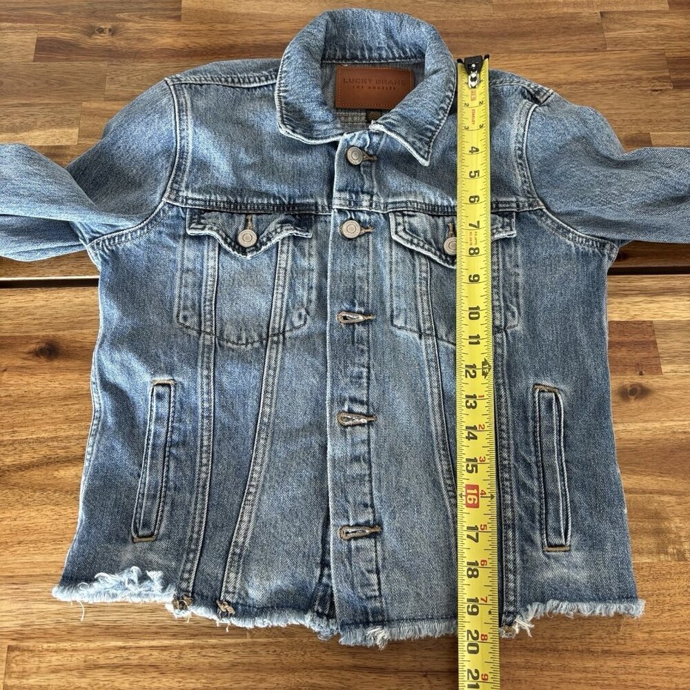 Lucky Brand Denim Tomboy Trucker Jacket Frayed Hem Size Small Boho Casual Grunge - Picture 14 of 14